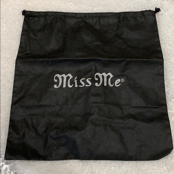 Miss Me Handbags - Miss Me Dust Cover New 21” x 23” Huge!